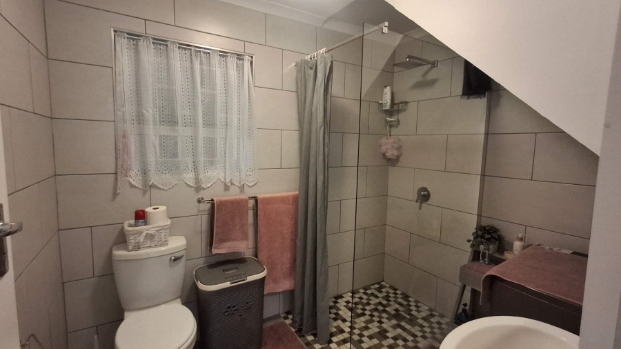 2 Bedroom Property for Sale in Hartenbos Central Western Cape